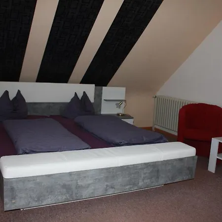 Waldschloss 3*